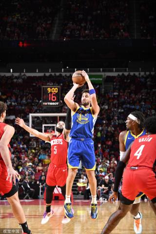 球队进攻更 球队进攻更