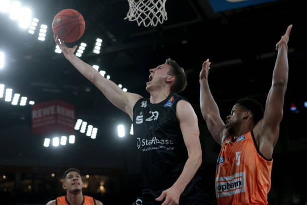 林的比赛中 林的比赛中